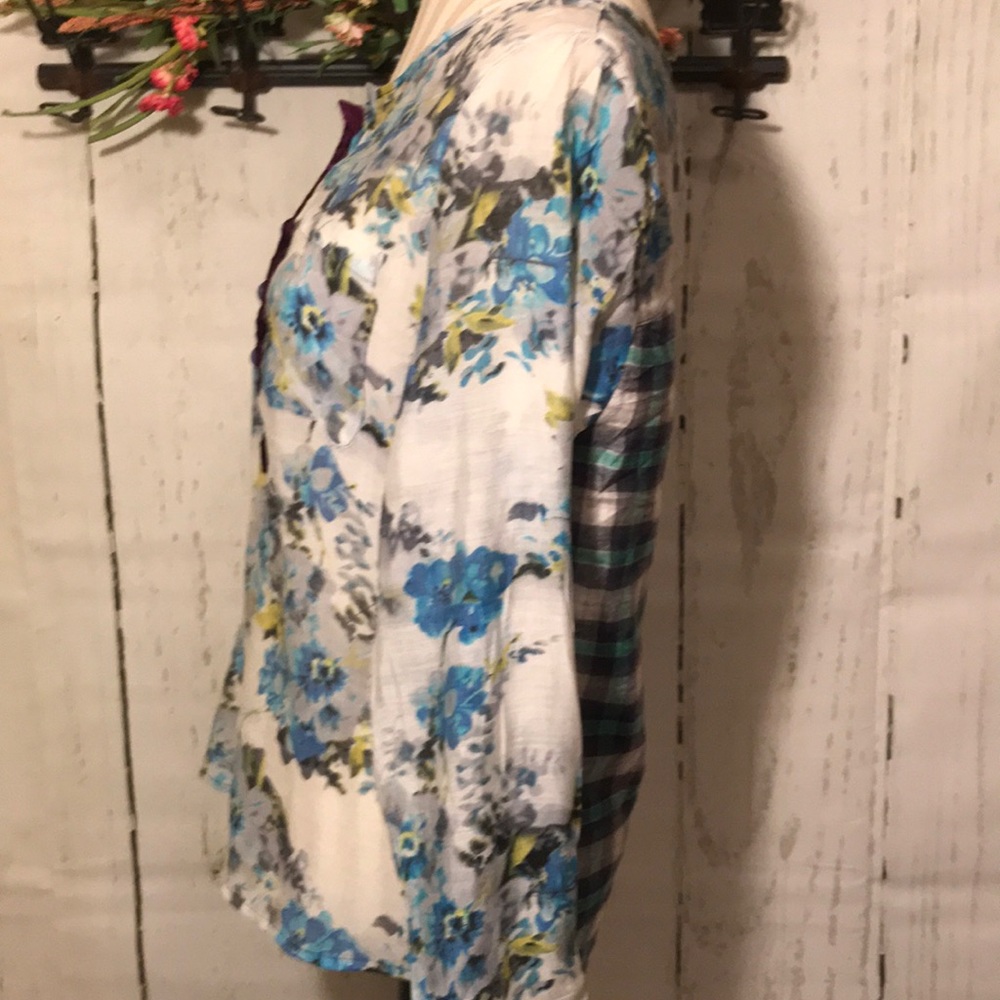 Blouse - Picture 3 of 6